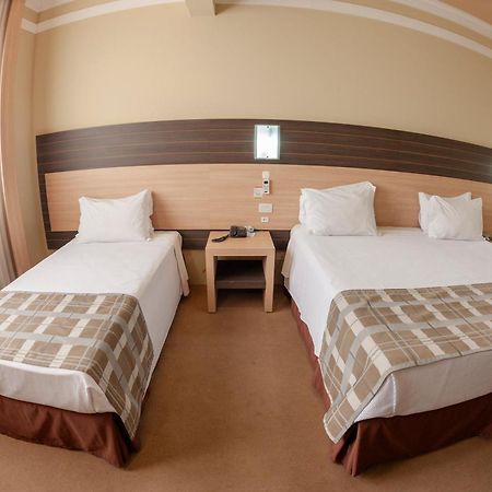 Hotel Executive アラポンガス エクステリア 写真